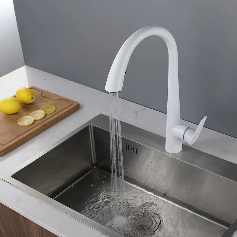 Preço de fábrica Melhor qualidade 3 funções Mixer de cozinha de arco alto branco torneira de torneira com pulverizador
